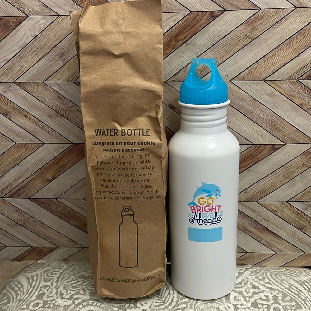 Girl Scouts Go Bright Ahead Adelante Brillante Water Bottle NEW w/ paper package